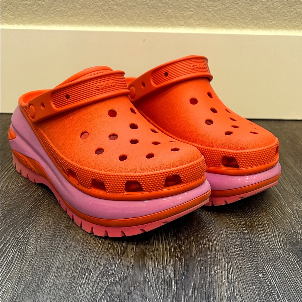 Crocs Mega Crush Platform Clogs